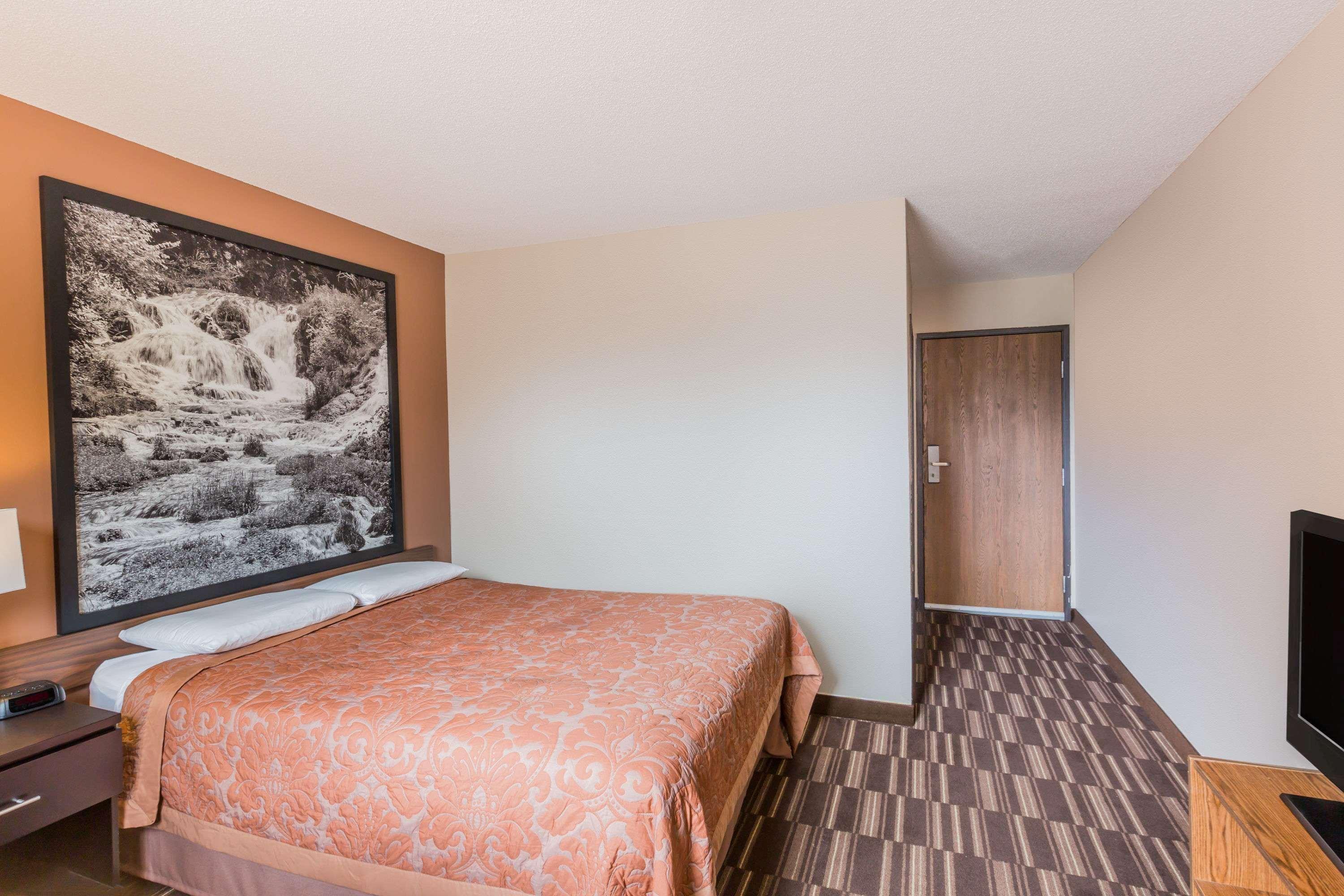 Hotel Super 8 By Wyndham Madison Zewnętrze zdjęcie